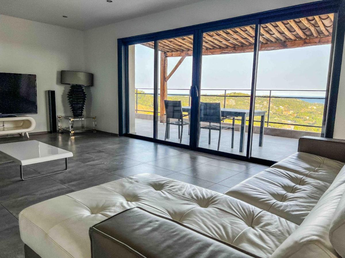 Via Mare Hotel Сан-Люси дьо Порто-Векио Екстериор снимка
